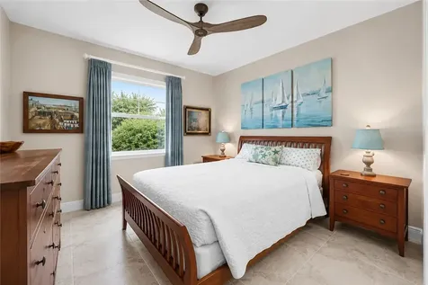 1095 Camelot Way Vero Beach FL 32966