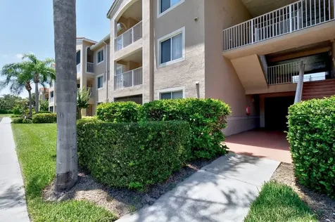 1590 S 42nd Circle Vero Beach FL 32967