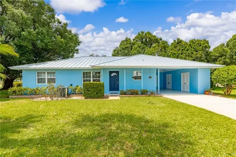 1425 20th Avenue Vero Beach FL 32960