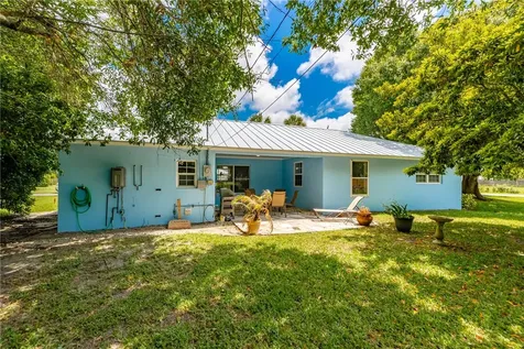 1425 20th Avenue Vero Beach FL 32960
