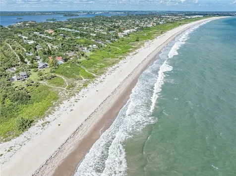 1425 Treasure Cove Lane Vero Beach FL 32963