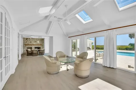 1916 Ocean Drive Vero Beach FL 32963
