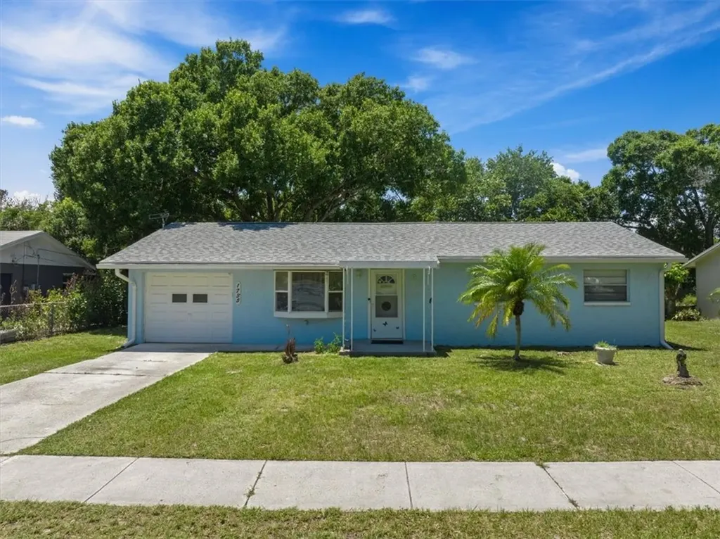 1735 40th Avenue Vero Beach FL 32960