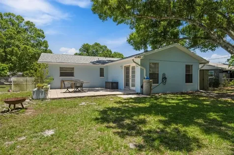 1735 40th Avenue Vero Beach FL 32960