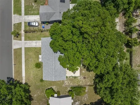 1735 40th Avenue Vero Beach FL 32960