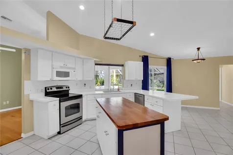 2065 19th Avenue SW Vero Beach FL 32962