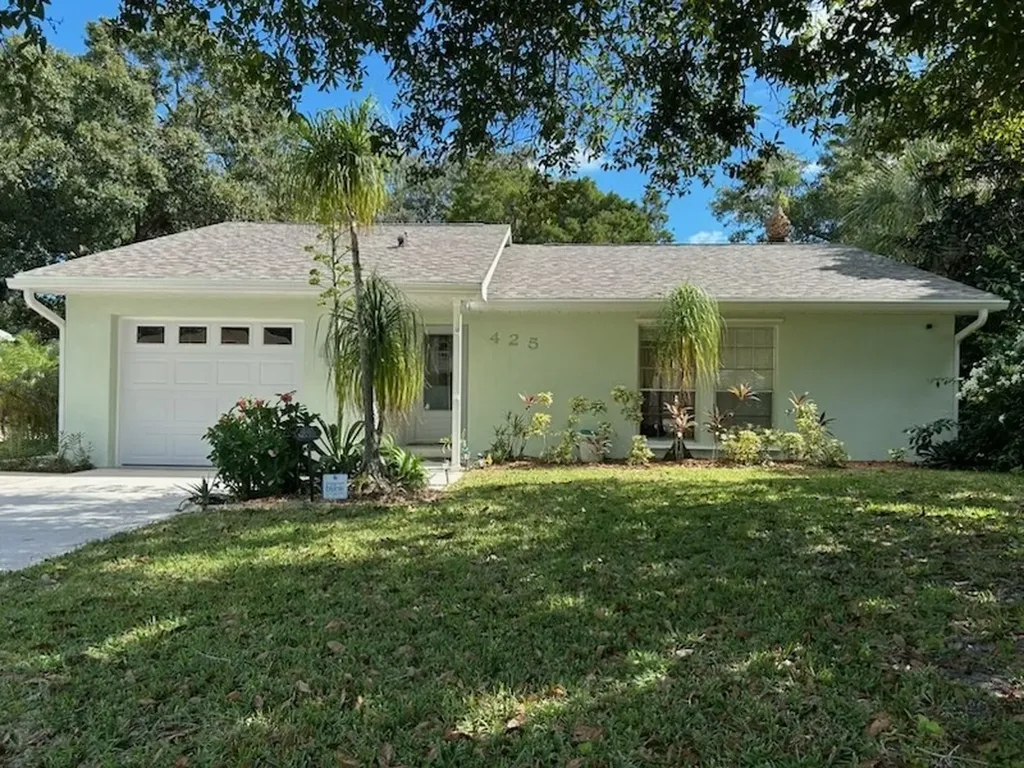425 Banyan Street Sebastian FL 32958