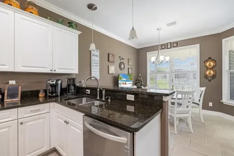 5828 Pine Ridge Circle Vero Beach FL 32967