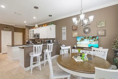 5828 Pine Ridge Circle Vero Beach FL 32967