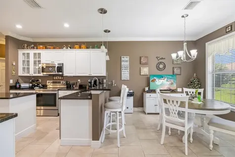 5828 Pine Ridge Circle Vero Beach FL 32967