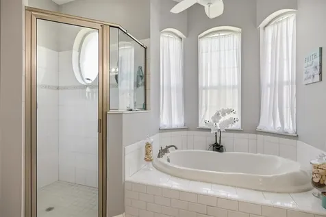 5828 Pine Ridge Circle Vero Beach FL 32967