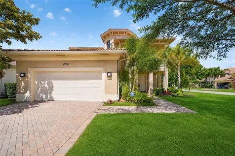 2001 Albany Terrace SW Vero Beach FL 32968
