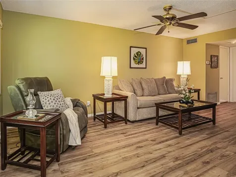 109 Spring Lake Court Vero Beach FL 32962