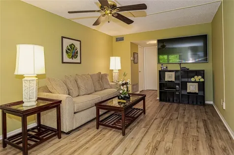109 Spring Lake Court Vero Beach FL 32962