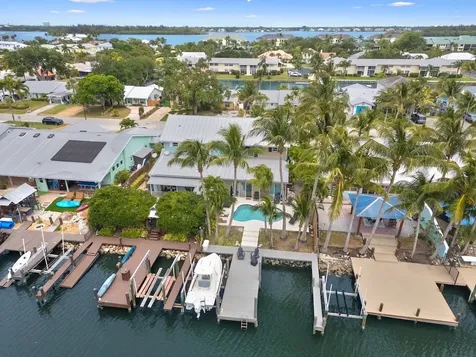 1913 Robalo Drive Vero Beach FL 32960