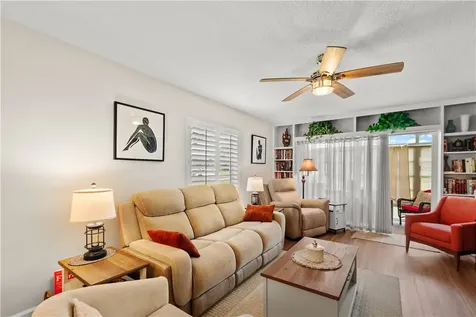 61 Woodland Drive Vero Beach FL 32962