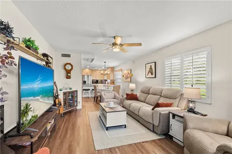 61 Woodland Drive Vero Beach FL 32962