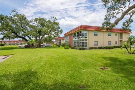 61 Woodland Drive Vero Beach FL 32692
