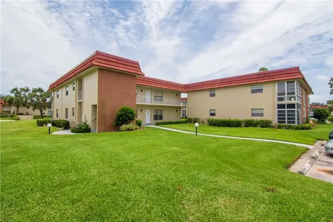 61 Woodland Drive Vero Beach FL 32692