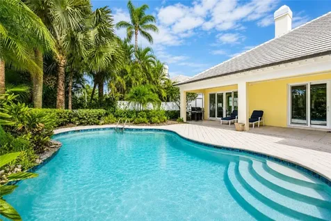 70 Caribe Way Vero Beach FL 32963