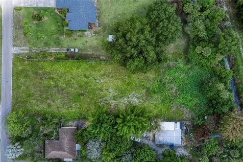4606 32nd Avenue Vero Beach FL 32967