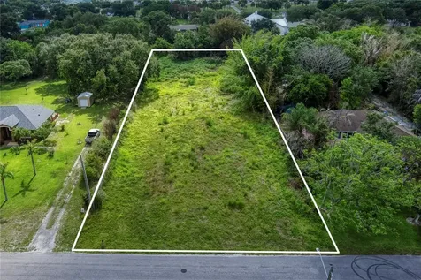 4606 32nd Avenue Vero Beach FL 32967