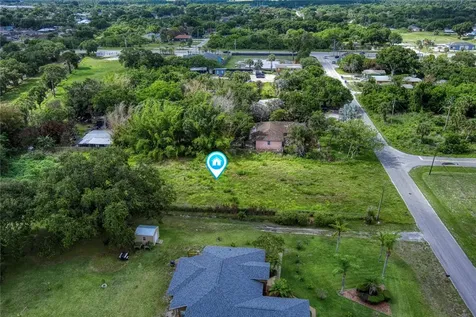 4606 32nd Avenue Vero Beach FL 32967
