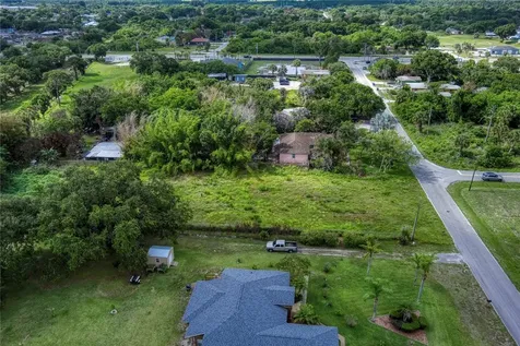 4606 32nd Avenue Vero Beach FL 32967