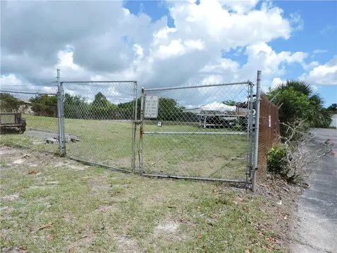 8520 Us Highway 1 Micco FL 32976