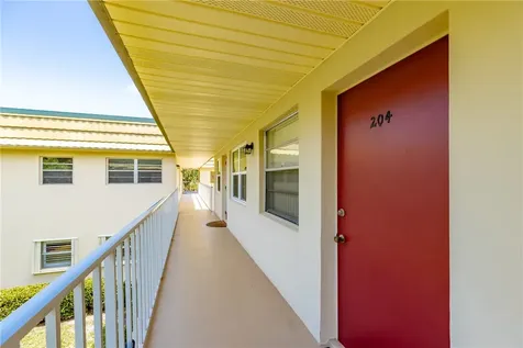 7 Vista Gardens Trail Vero Beach FL 32962