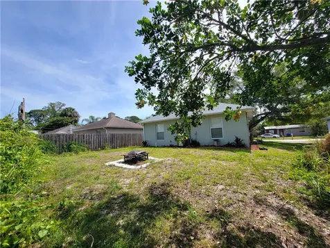 1365 26 Avenue SW Vero Beach FL 32962