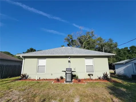 1365 26 Avenue SW Vero Beach FL 32962