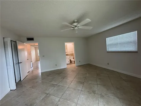 4 Vista Gardens Trail Vero Beach FL 32962