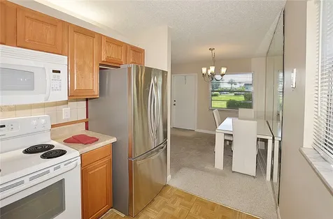 104 Royal Oak Drive Vero Beach FL 32962