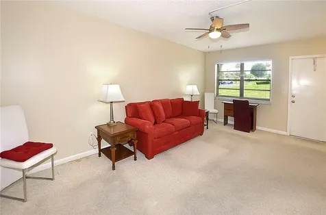 104 Royal Oak Drive Vero Beach FL 32962