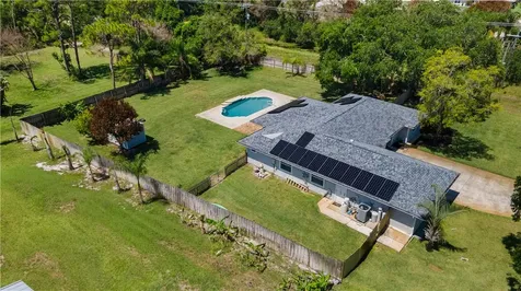 698 Fischer Drive Sebastian FL 32958