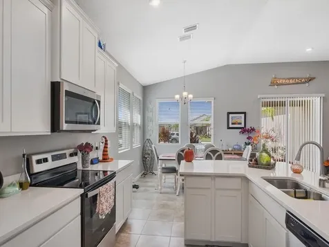 1490 Carriage Court Vero Beach FL 32966