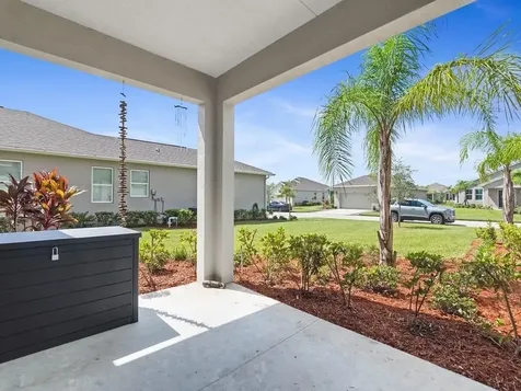 1490 Carriage Court Vero Beach FL 32966