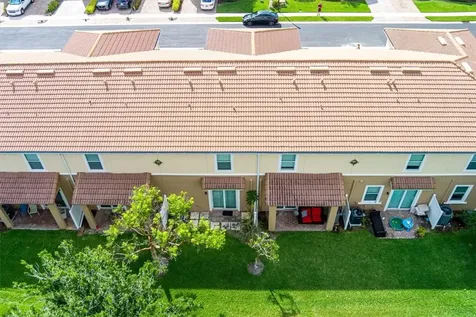 1069 Normandie Way Vero Beach FL 32960