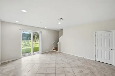 1069 Normandie Way Vero Beach FL 32960