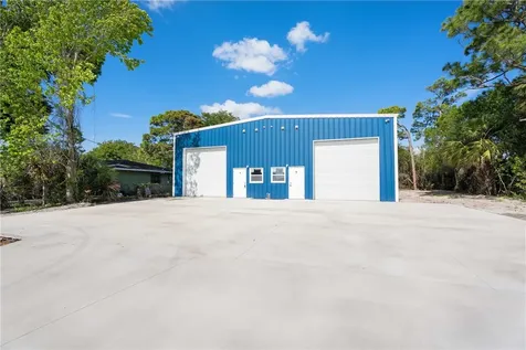 2933 Harson Way Fort Pierce FL 34946