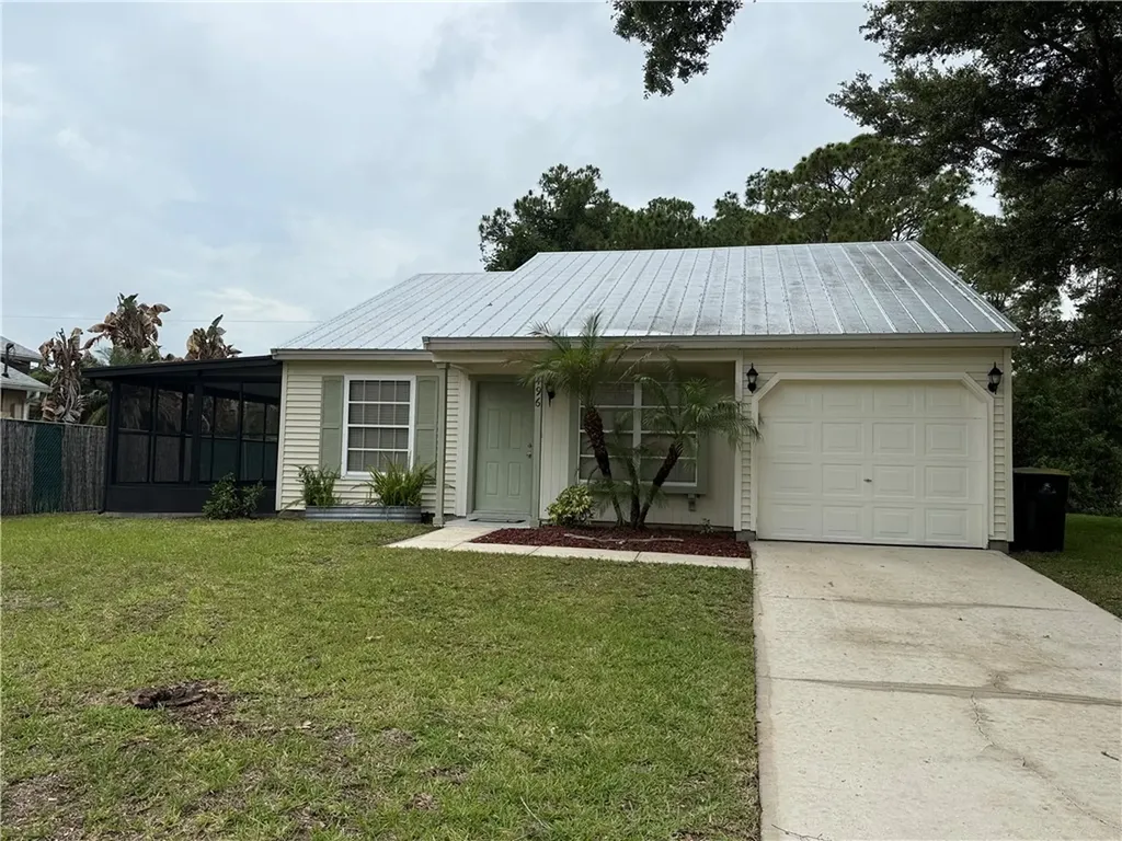 496 Iroquois Avenue NW Palm Bay FL 32907