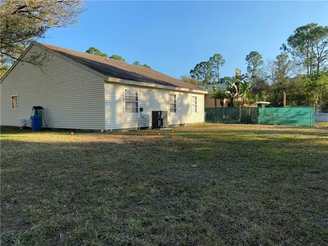 496 Iroquois Avenue NW Palm Bay FL 32907