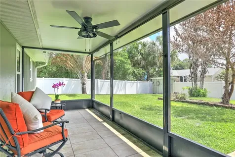 991 Dusseldorf Avenue NW Palm Bay FL 32907