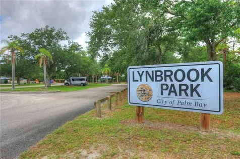 991 Dusseldorf Avenue NW Palm Bay FL 32907