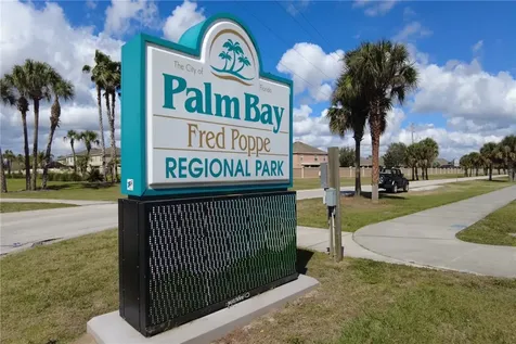 991 Dusseldorf Avenue NW Palm Bay FL 32907