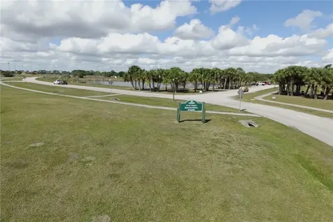 991 Dusseldorf Avenue NW Palm Bay FL 32907