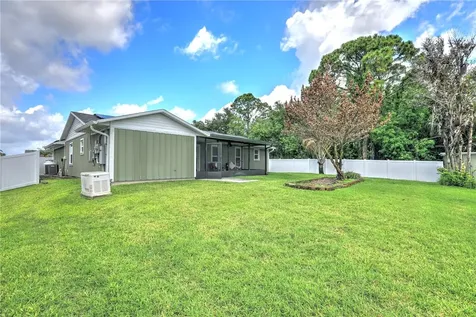 991 Dusseldorf Avenue NW Palm Bay FL 32907