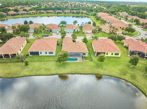5523 49th Avenue Vero Beach FL 32967