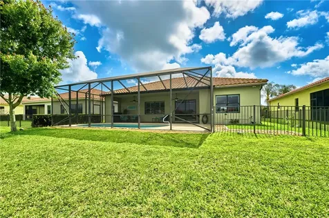 5523 49th Avenue Vero Beach FL 32967